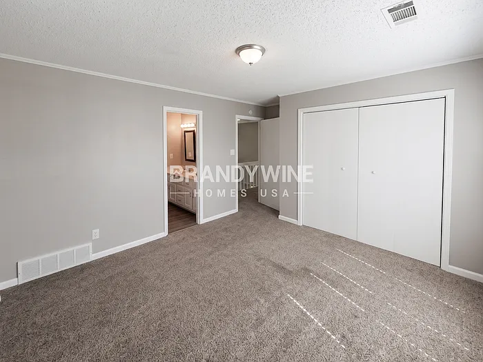8606 Dena Cv W — Photo 16