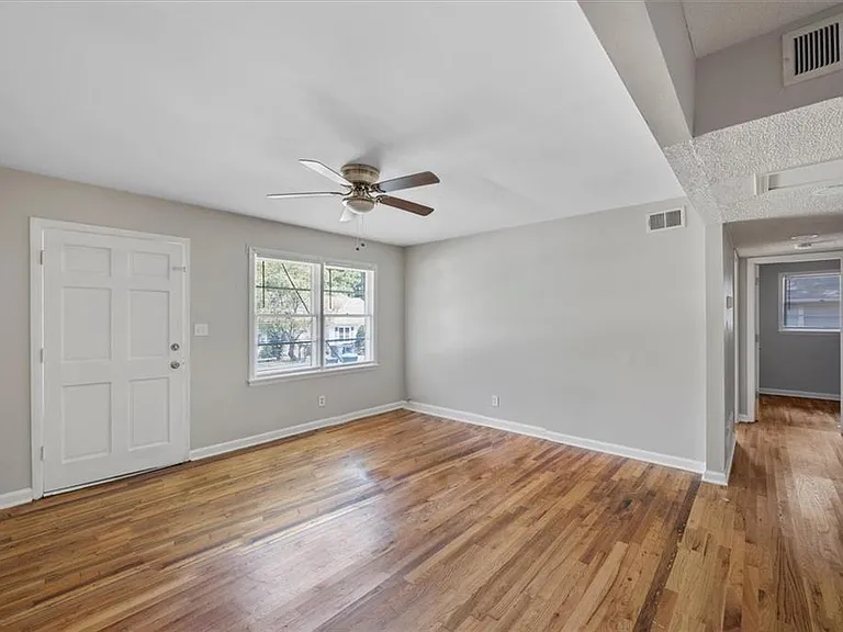 190 Opal Dr — Photo 15