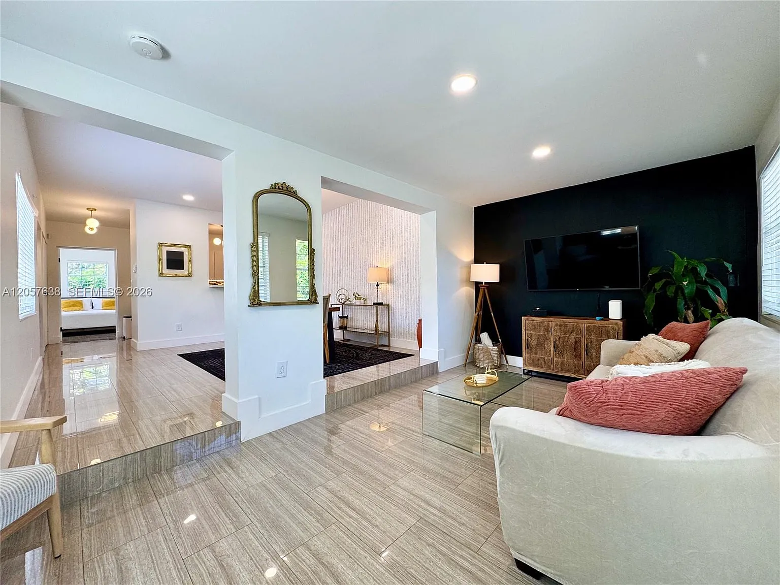 3 bed, 1483 sqft, $8,750 — Photo 4