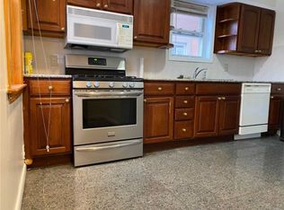 16450 81st Ave, Jamaica, NY 11432