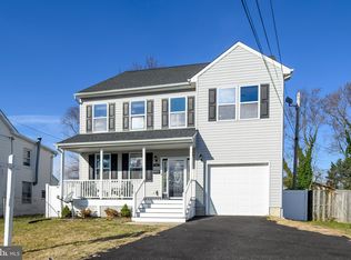 16 Roberts Ave, Catonsville, MD 21228