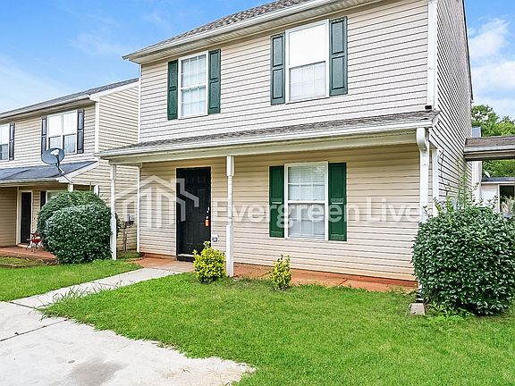 3rd image of 450 Kara Ln