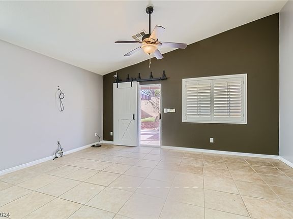4th image of 6039 Colonial Oak Ct