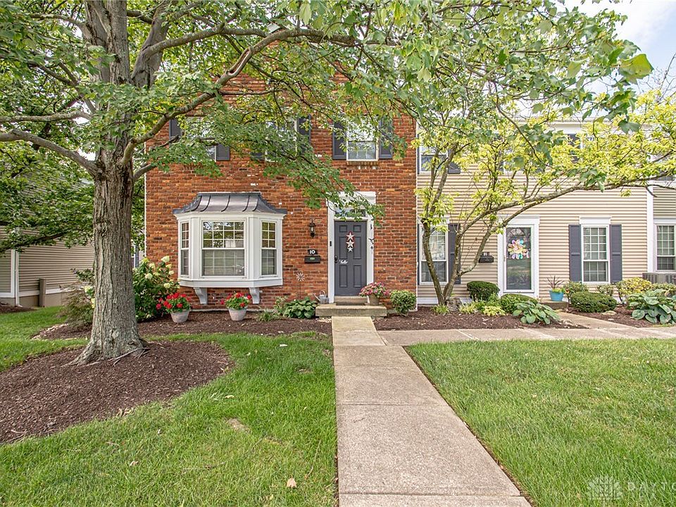 1st image of 10 Twin Lakes Dr