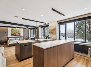 3204 N Rideau Pl SW #107, Calgary, AB T2S1Z2