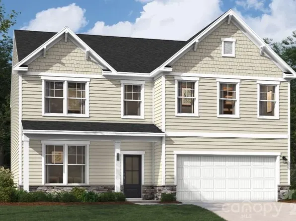 4142 Vista Pine Dr, Charlotte, NC 28215