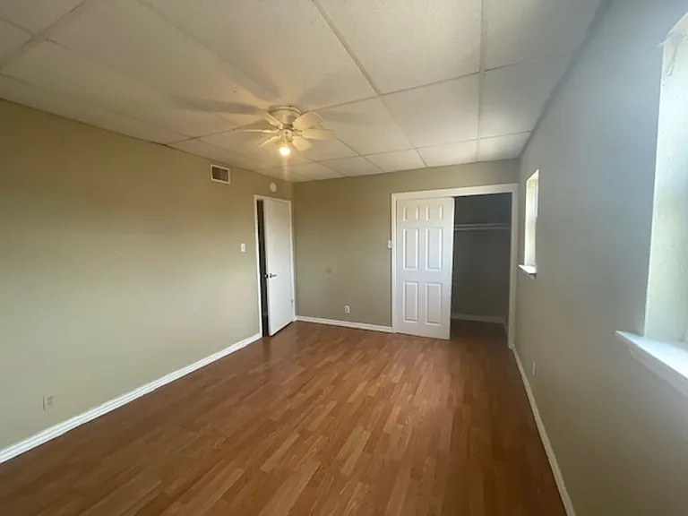 101 S Commonsway Dr #D — Photo 6