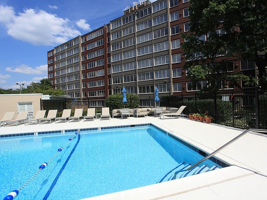 1st image of 420 N Van Dorn St #4081504