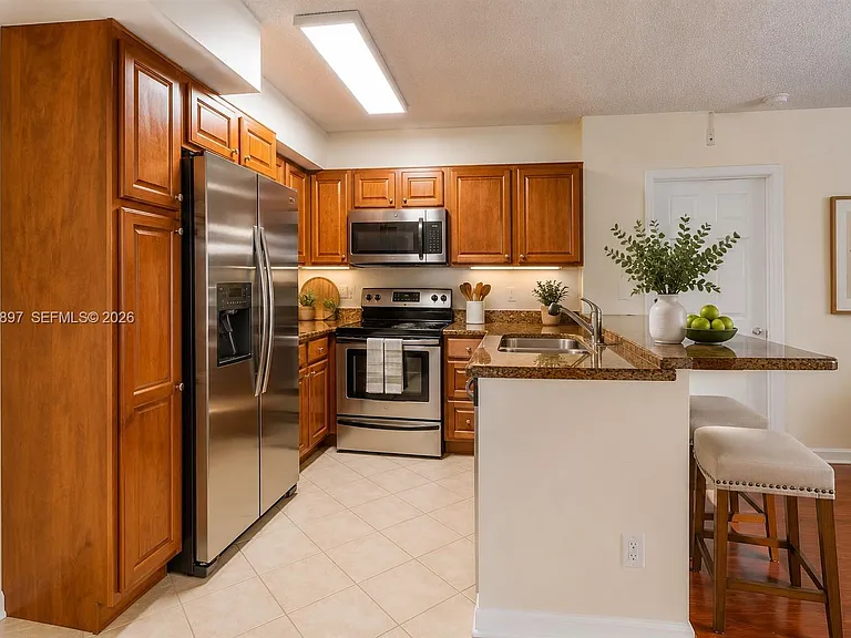 821 Lyons Rd #21103 — Photo 4