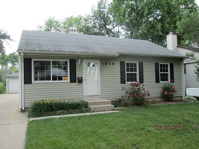 1638 Amy Ave photo 1
