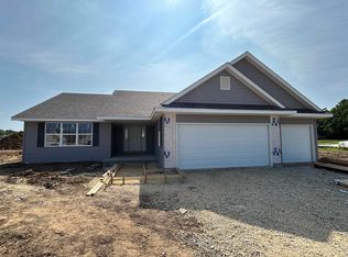 455 Jensen Dr, Clinton, WI 53525
