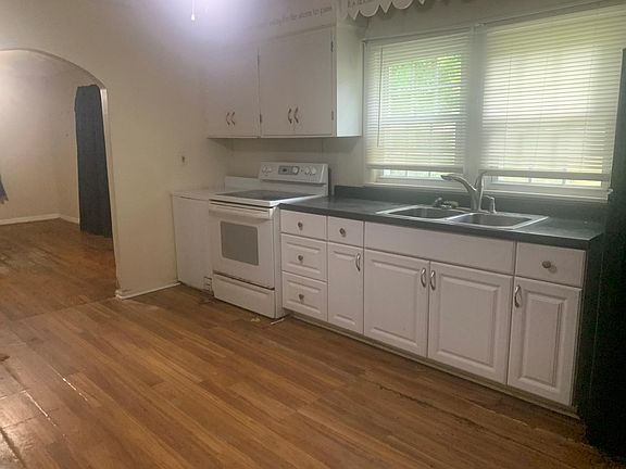 5th image of 311 Cary Drive