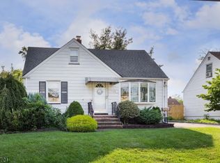 1228 Mayfair Dr, Rahway, NJ 07065