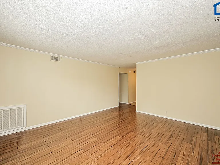 441 Harding Pl #A14 — Photo 9