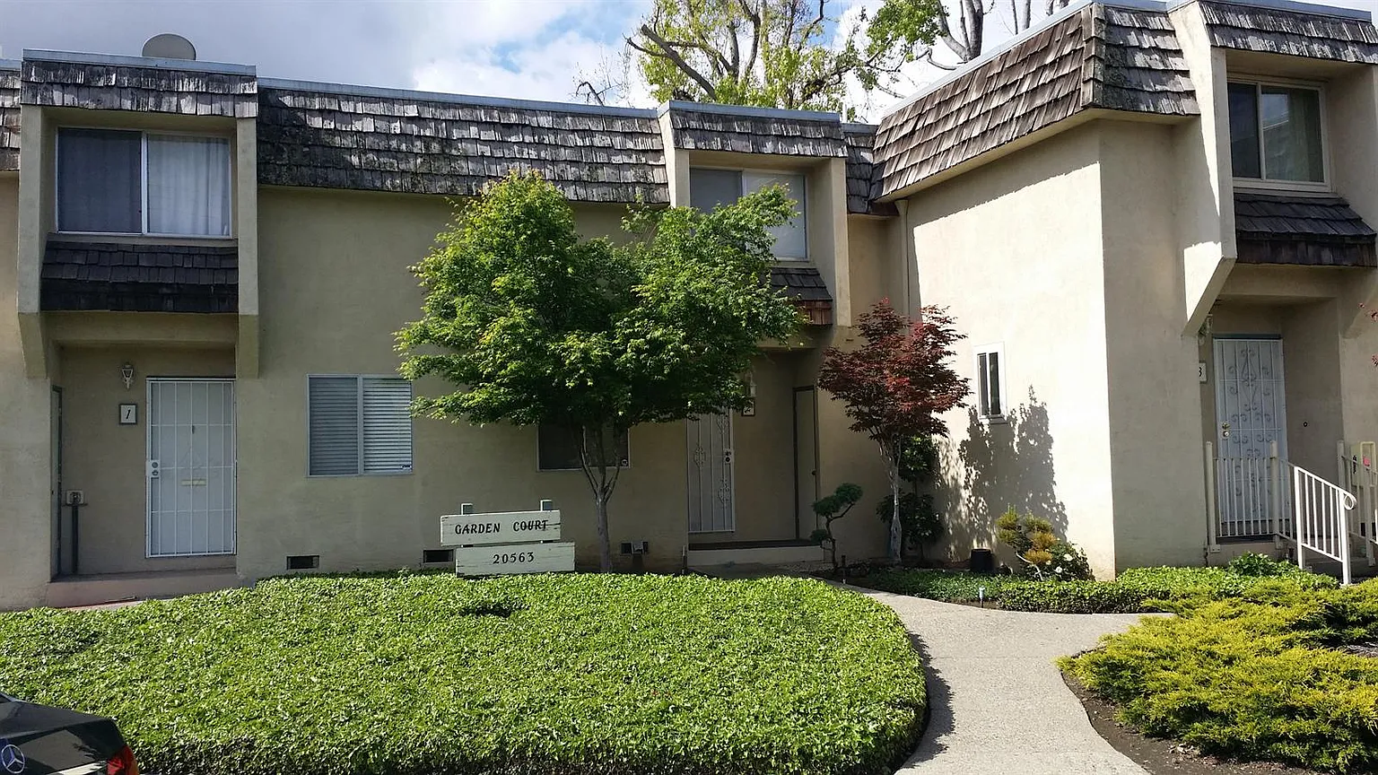 20563 Yeandle Ave Unit 16 photo 1