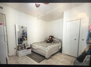 11212 SW 33rd St, Miami, FL 33165