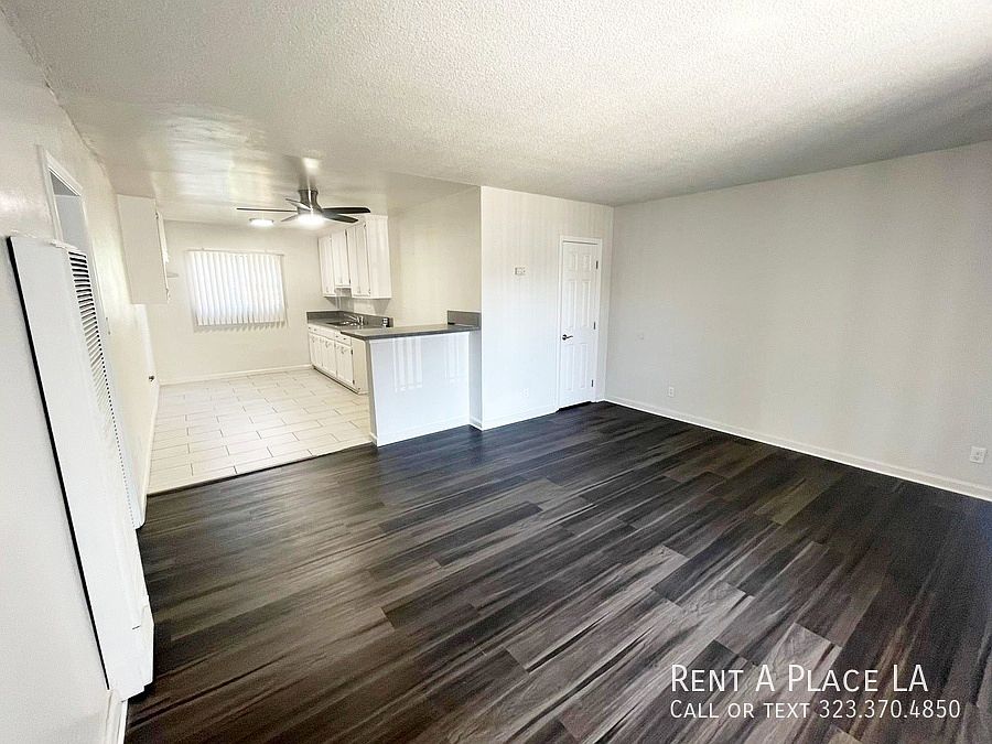 1st image of 918 W 66th St #3B