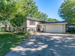 308 4th St, La Porte City, IA 50651