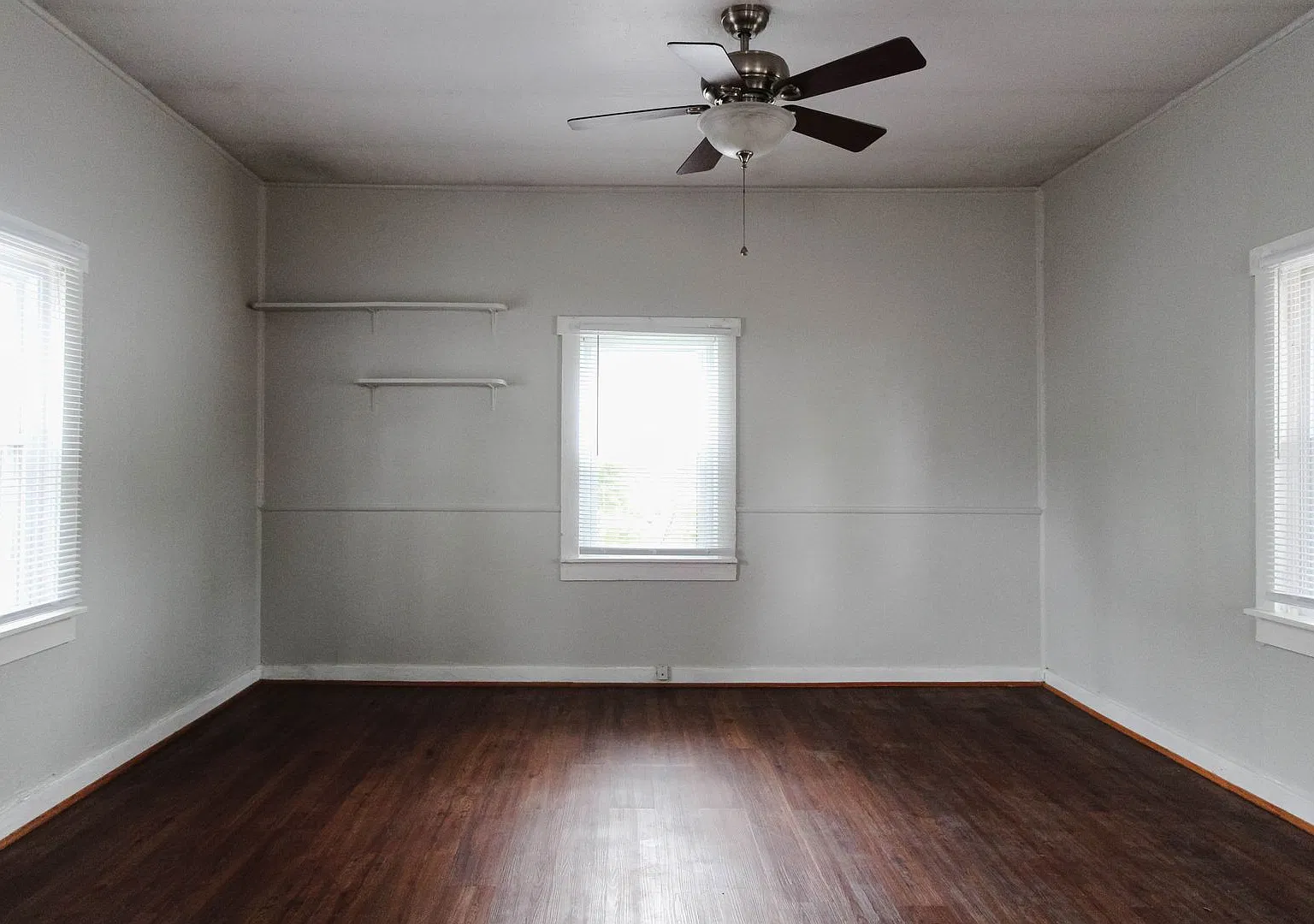 1711 & 1711 1/2 N Ball Ave. (Wynn Funds LLC) — Photo 3