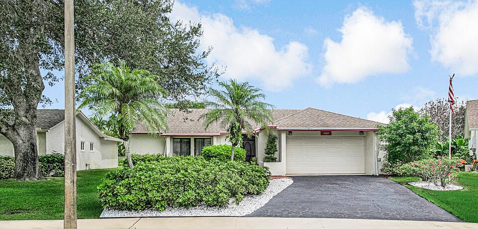 1st image of 10301 GREENBRIAR Court