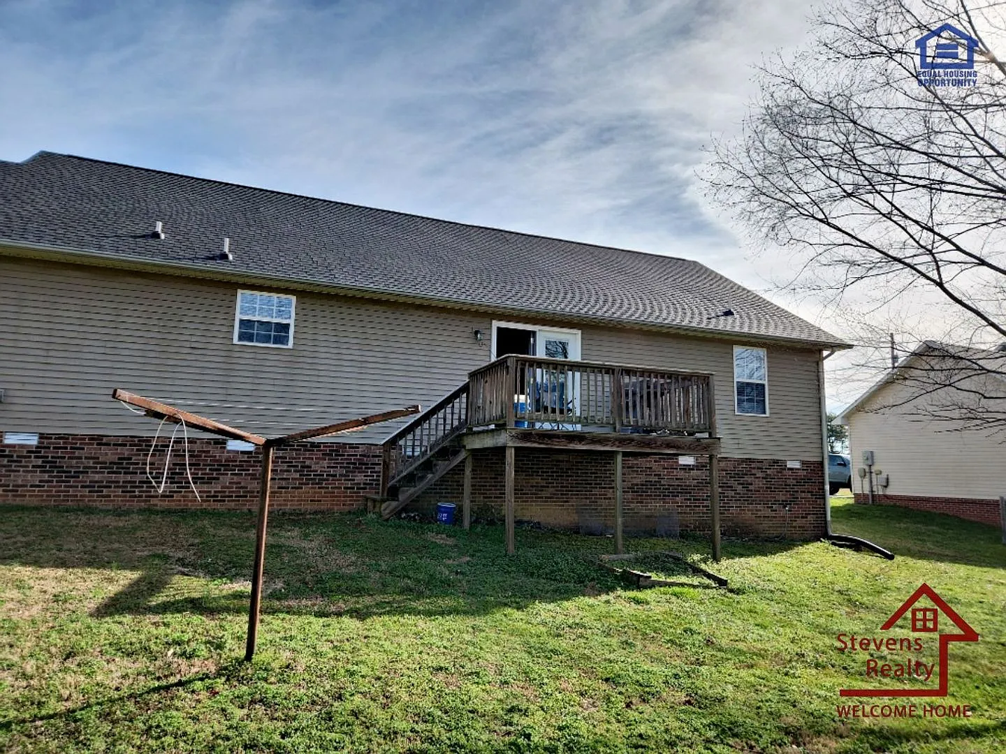 $750 Off First month rent! The Living Space Of Your Comfort — Photo 2