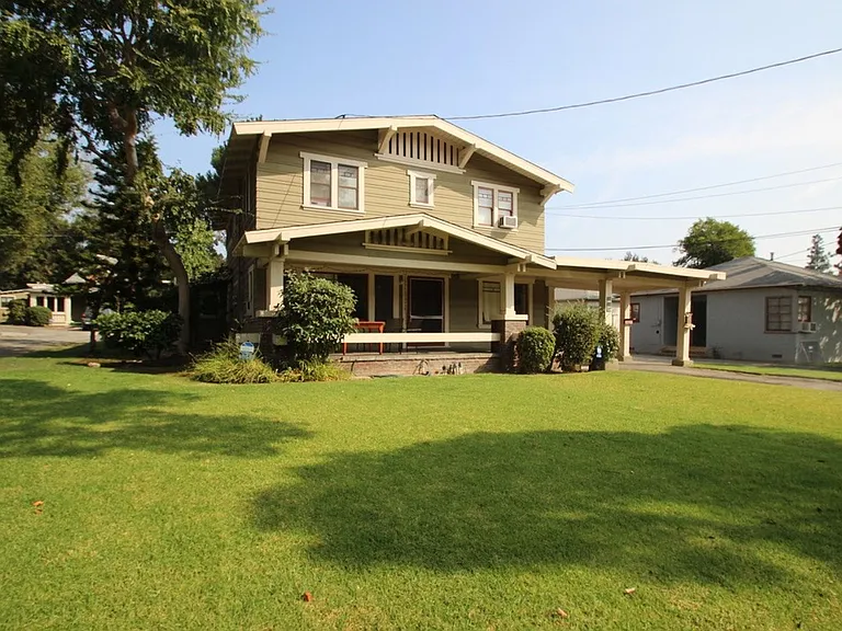 Beautifully Remodeled And Upgraded Studio Apartment In Residential Pasadena! Ask About August Mov... — Photo 11