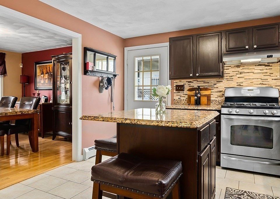 111 Forest St, Haverhill, MA 01832 Zillow