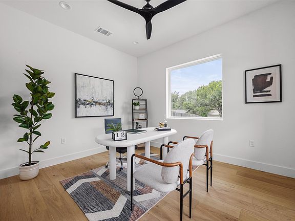 5th image of 5104 Stone Gate Dr #1