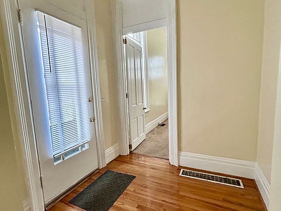 5th image of 801 Willard St Unit 1