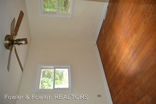 5th image of 678 Dogwood Cir