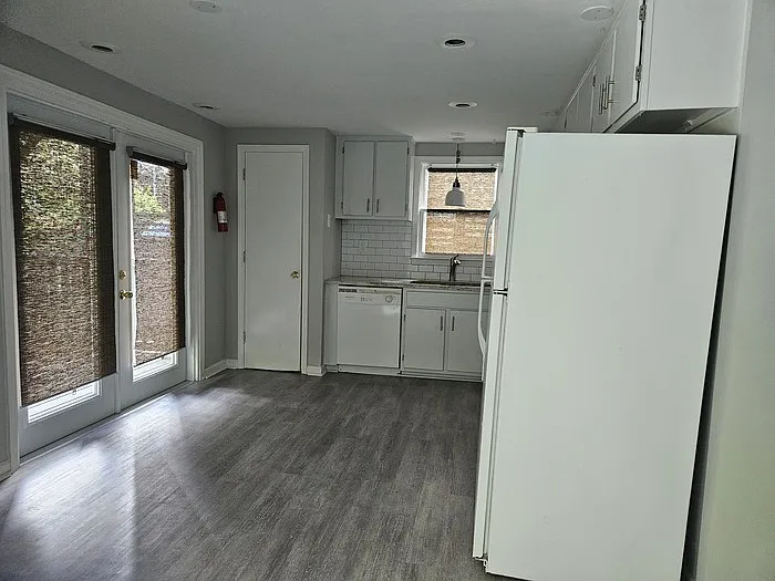 693 Myrtle St NE #2 — Photo 3
