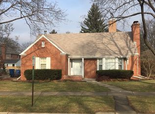 393 W Utley Rd, Elmhurst, IL 60126