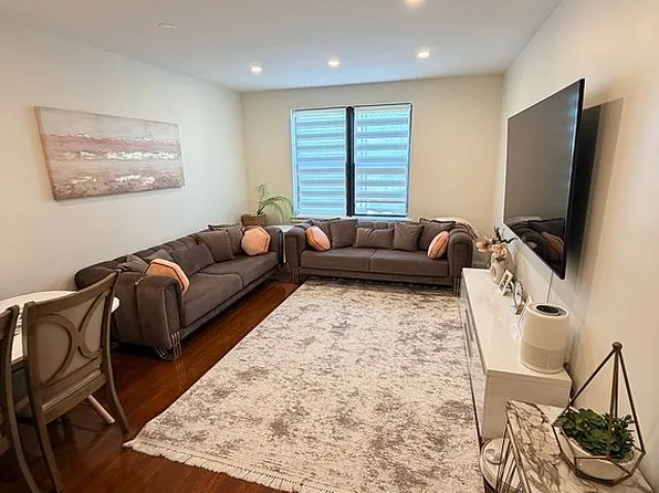 2645 Homecrest Ave APT 1F, Brooklyn, NY 11235