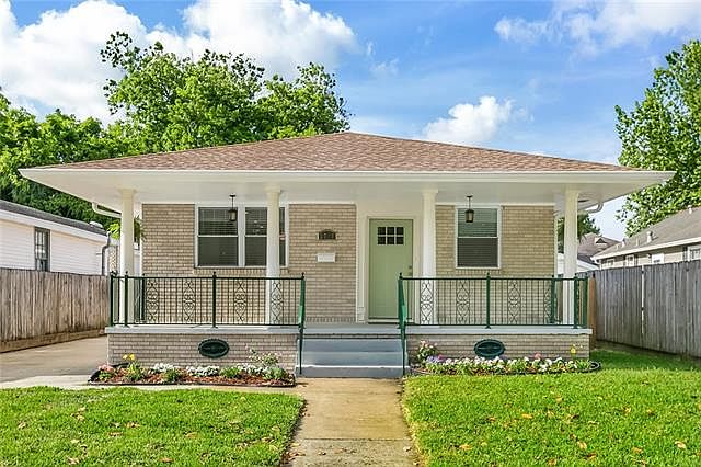 1st image of 3717 Derbigny St
