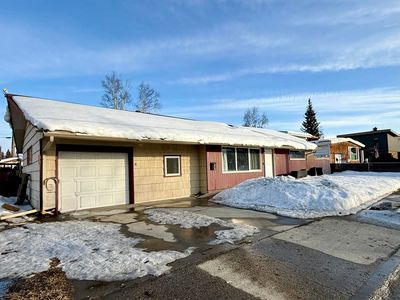 1011 Lathrop St, Fairbanks, AK, 99701