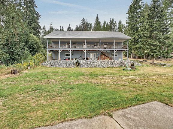 2nd image of 403 Fall Creek Rd