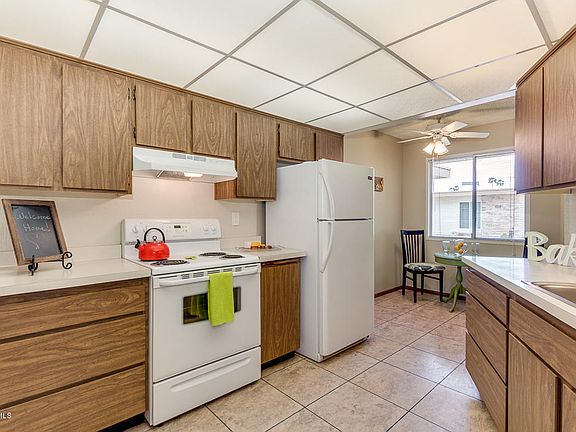 4th image of 10128 W Campana Dr