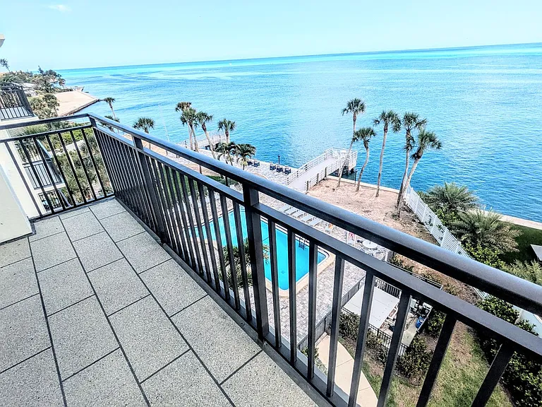 4822 Ocean Blvd #5F — Photo 7
