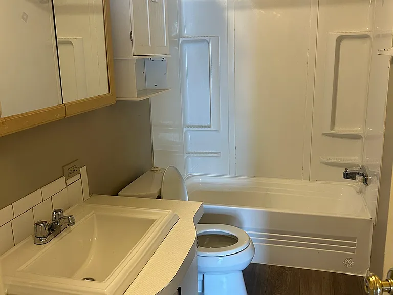 3738 Bellaire Ave — Photo 10