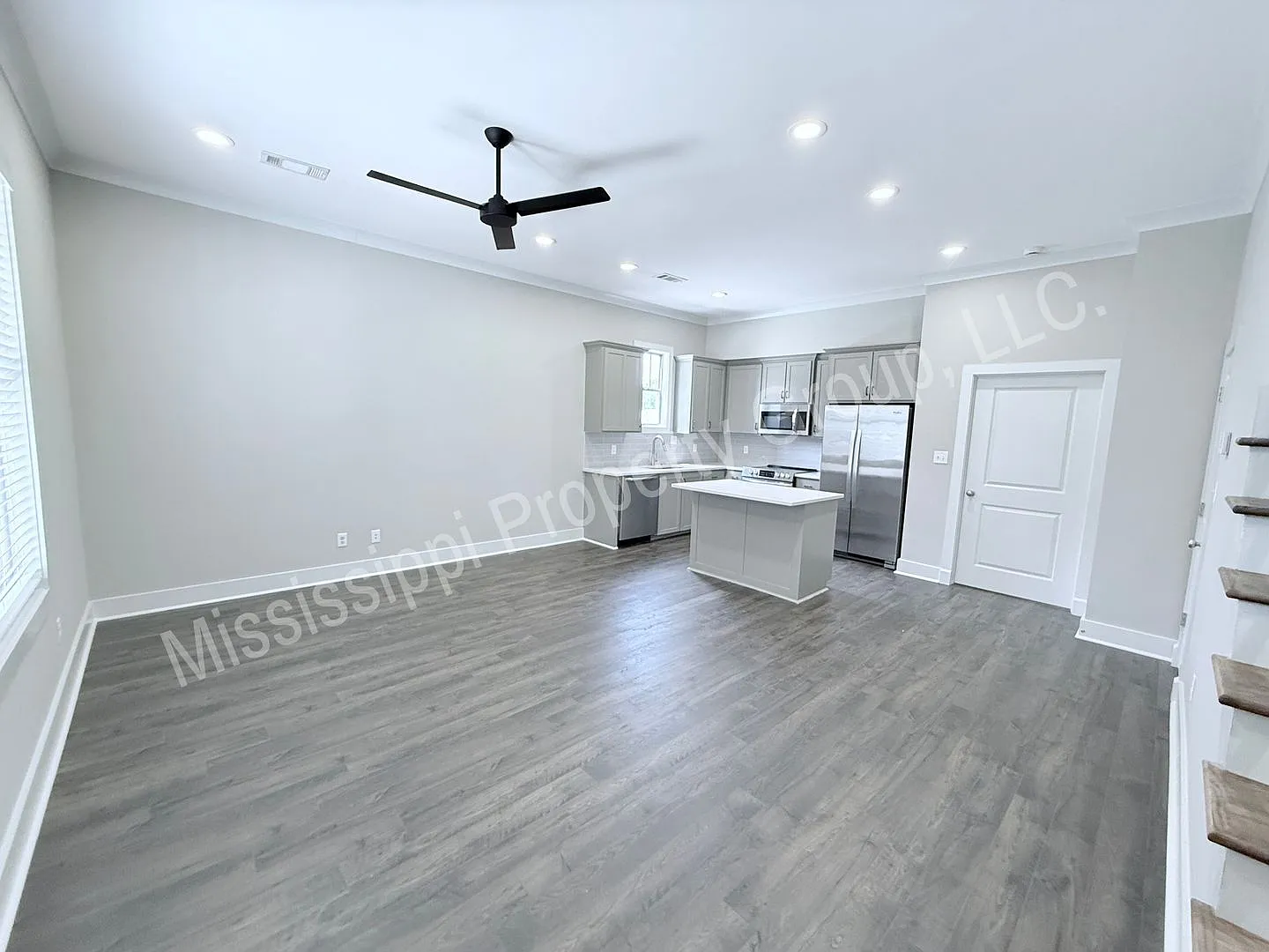 3bd / 3ba For Rent — Photo 2