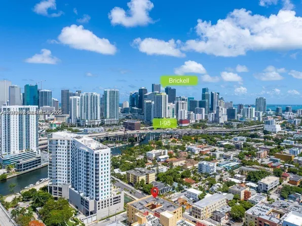 501 SW 1st St, Miami, FL