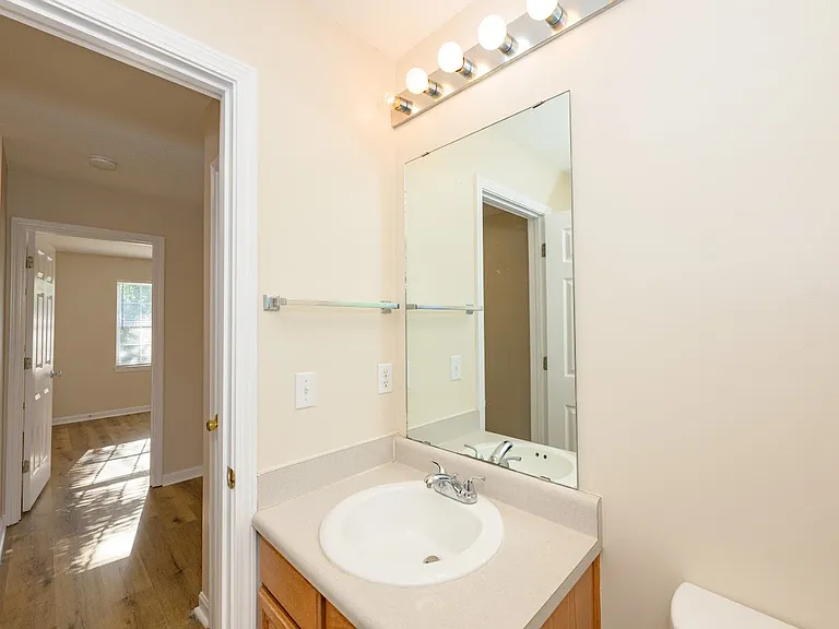 106 Keith Ct — Photo 20