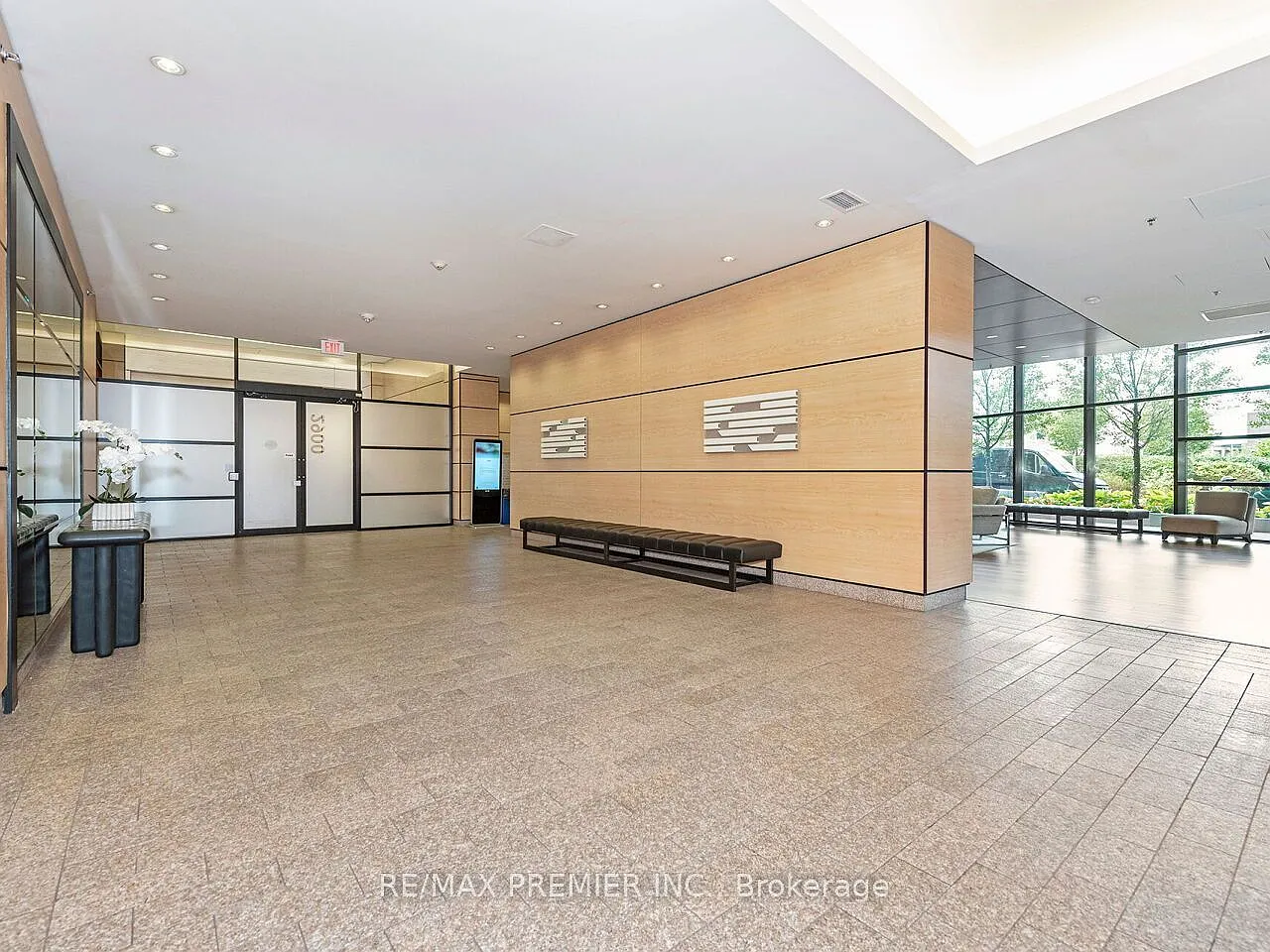 2 bed, $2,600 — Photo 4
