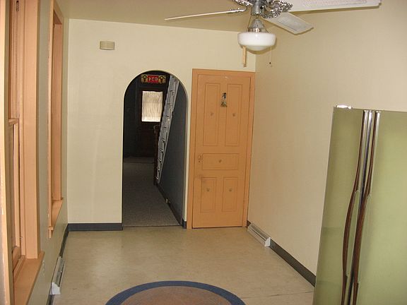 Dining area, new gyp-board ceiling