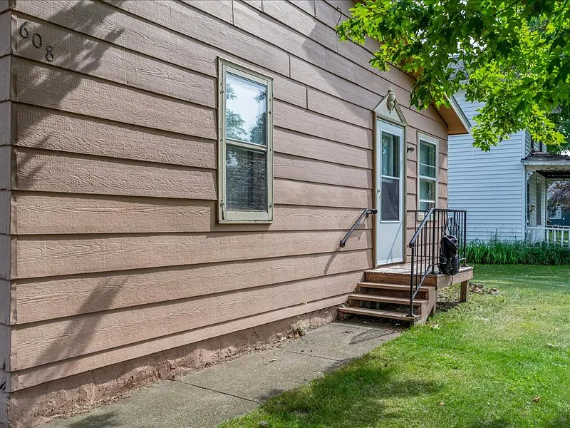 1 bed, 700 sqft, $1,025 — Photo 4