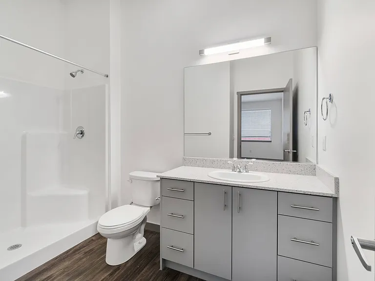 Serenity Apartments — Photo 162