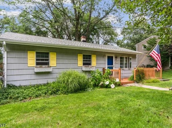 9 Hillside Ter, Green Twp., NJ 07821