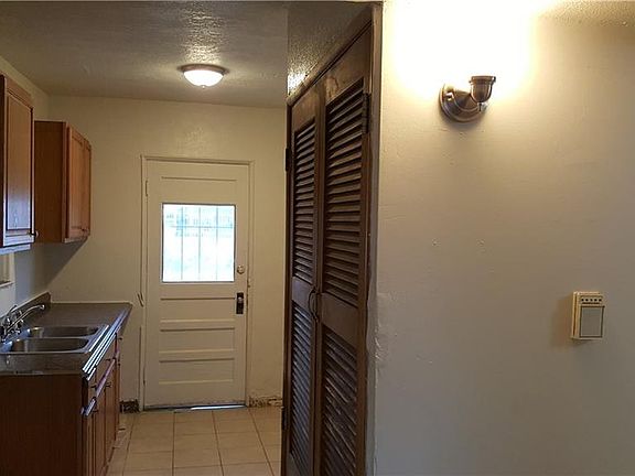 5th image of 3407 Idalia Ave