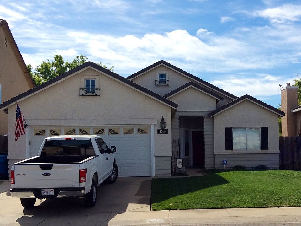 1st image of 1700 Magnolia Dr