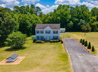 3033 Woods Crossroads Rd, Benson, NC 27504